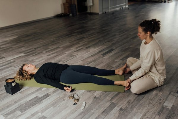 Essential Strategies for UK Physiotherapists: Optimizing Post-Operative Care for Knee Replacement Patients